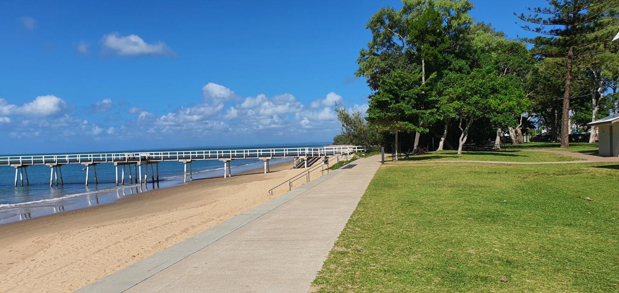 Villa Venezia Apt 3 - Spacious Hervey Bay Beachfront Apartment Bagian luar foto